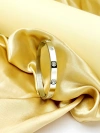 وهي عبارة عن عشرة أساور مصنوعة من التيتانيوم محشوة بالفولاذية للرجال والنساء Specification image
